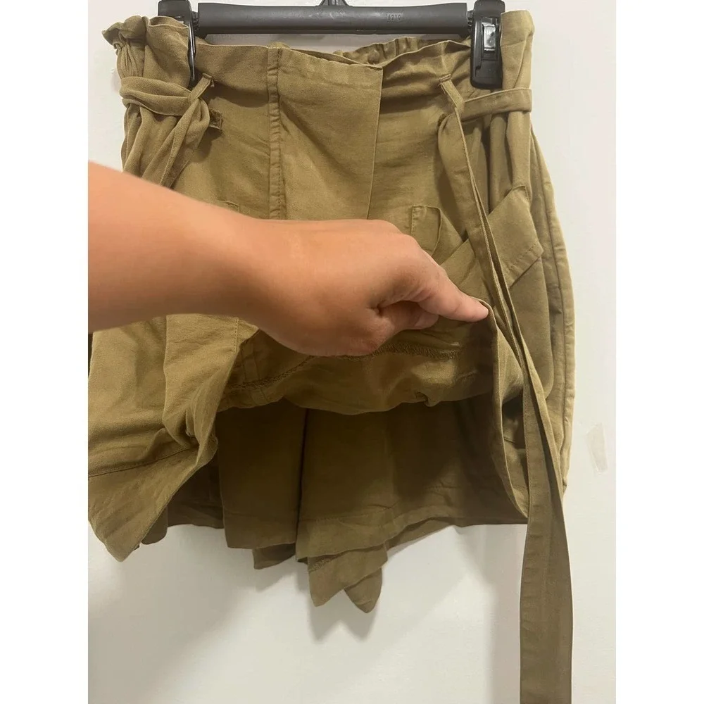 Women’s WALTER BAKER Belted Cotton Cargo Skort Skirt Khaki Medium